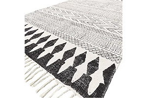 Alfombra Blanca Y Negra